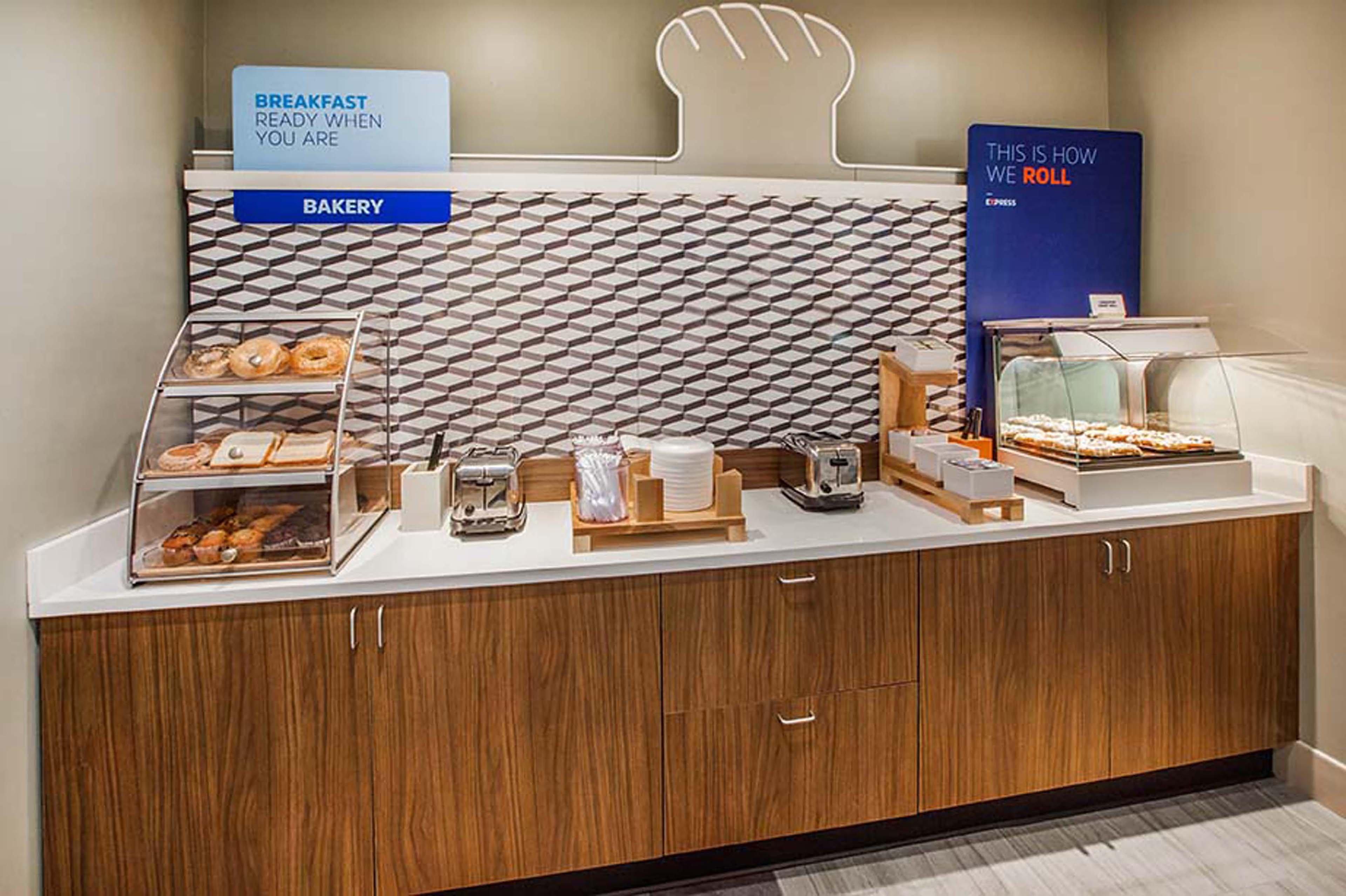 Holiday Inn Express Hotel & Suites Albany By Ihg Eksteriør bilde